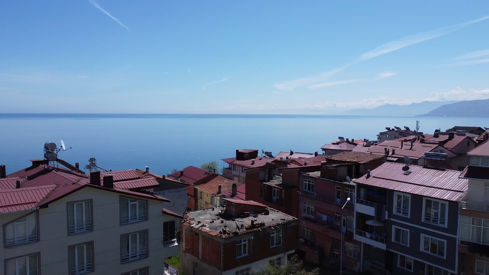 MABEL'DEN PERŞEMBE MERKEZDE PANORAMİK MANZARALI KAT KARŞILIĞI ARSA